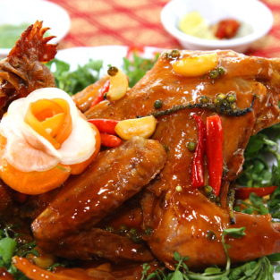 GÀ TA HẤP MẮM NHĨ